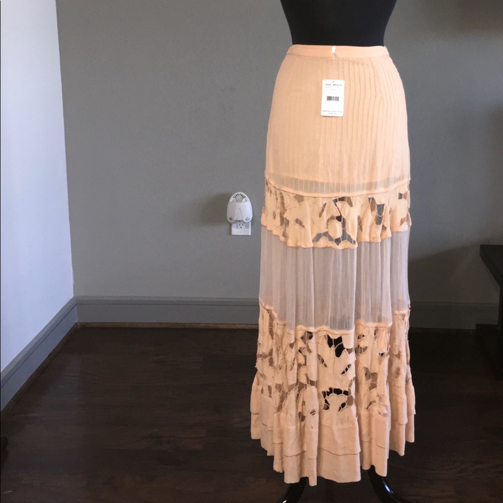 🎉HP🎉Free People To Put it Wildly Tan Maxi Skirt - Picture 3 of 8